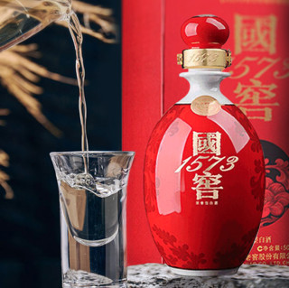 創(chuàng)意酒包裝設(shè)計鴻運濃香型白酒產(chǎn)品包裝設(shè)計欣賞(圖3)
