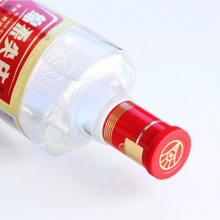 創(chuàng)意酒包裝設(shè)計(jì)五糧液尖莊光瓶度濃香型白酒產(chǎn)品包裝設(shè)計(jì)欣賞(圖5)