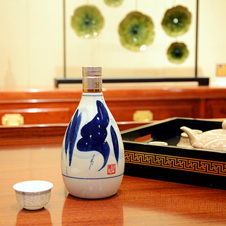 創(chuàng)意酒包裝設計青花20 53%vol 清香型白酒 375ml＊6瓶 整箱裝產(chǎn)品包裝設計欣賞(圖4)