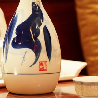 創(chuàng)意酒包裝設計青花20 53%vol 清香型白酒 375ml＊6瓶 整箱裝產(chǎn)品包裝設計欣賞(圖5)